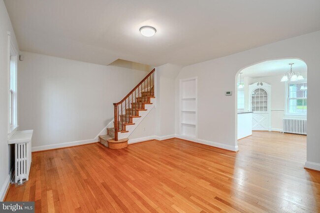 Foto del edificio - 521 Academy Rd