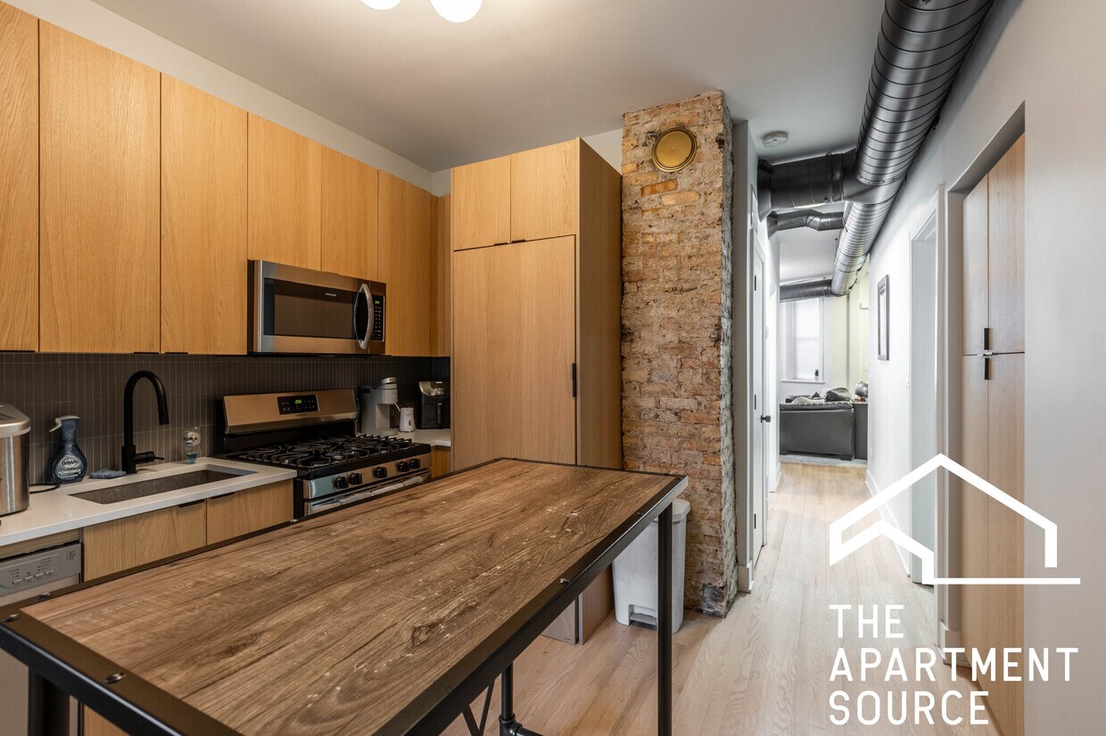 Foto principal - 1237 W Oakdale Ave
