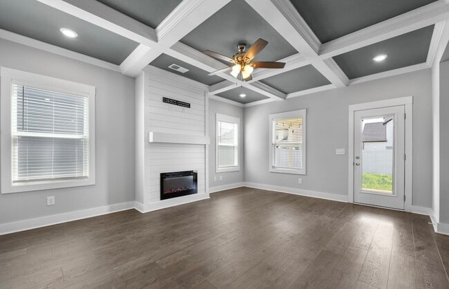Building Photo - 1532 Kingbird Dr