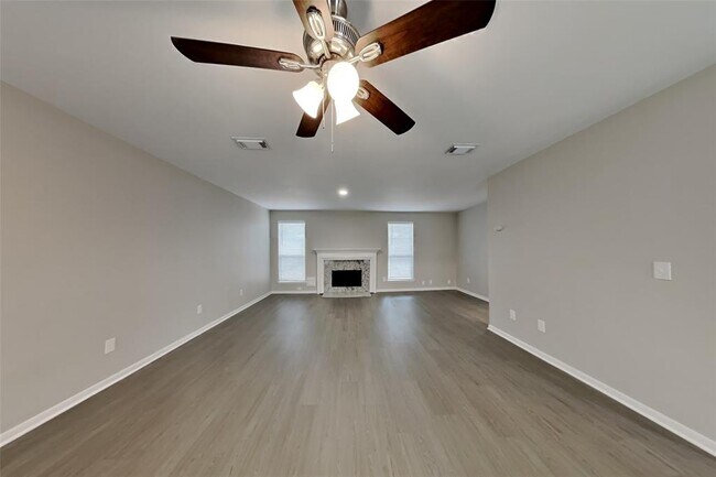 Foto del edificio - 9806 Arrowgrass Dr