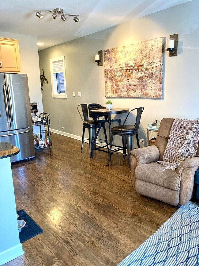 Foto del edificio - 514 S Denvir Ave