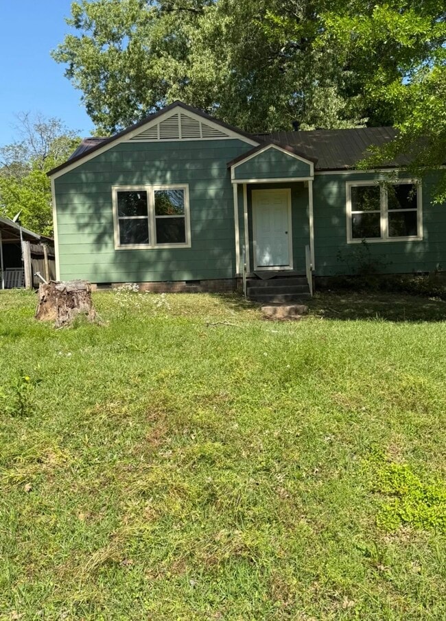 Building Photo - 713 Morgan Ave