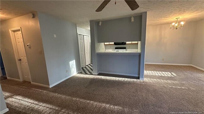 Building Photo - 357 Waterdown Dr