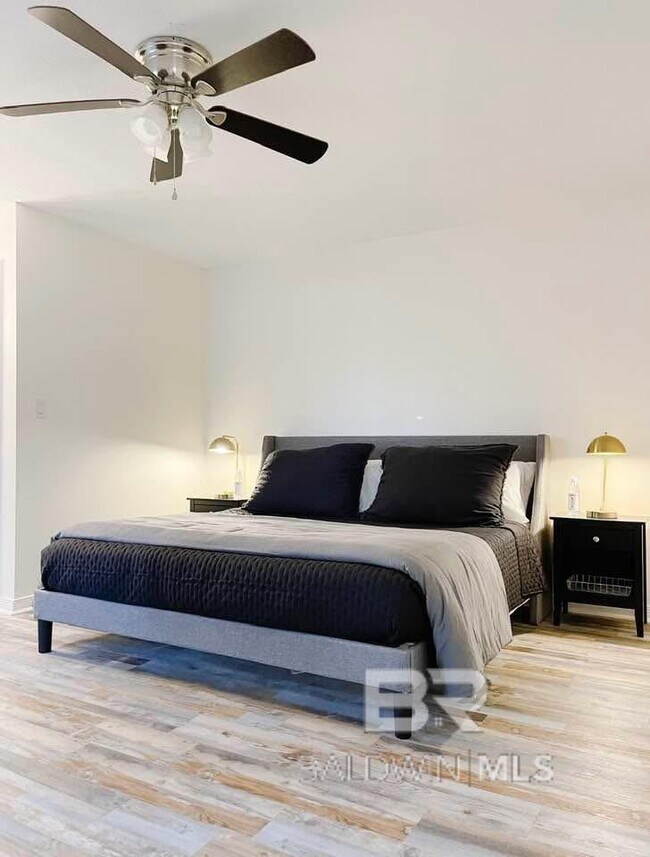 Building Photo - 3 Twin Echo Ct