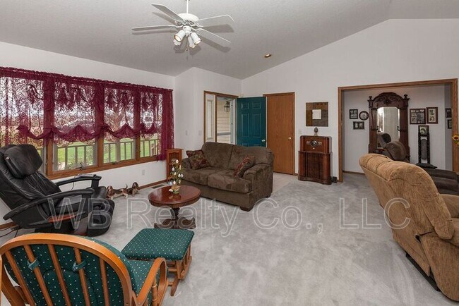 Foto del edificio - 3882 50th Ave