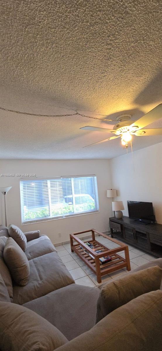 Foto del edificio - 1001 SE 16th St