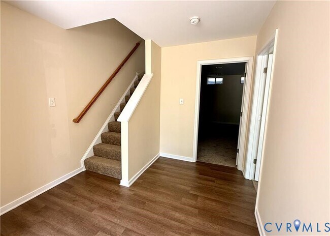 Foto del edificio - 3000 Perdue Springs Ln
