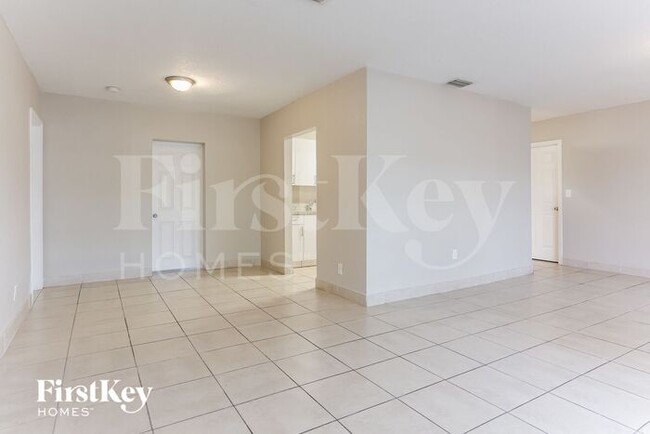 Foto del edificio - 1251 NW 56th Ave
