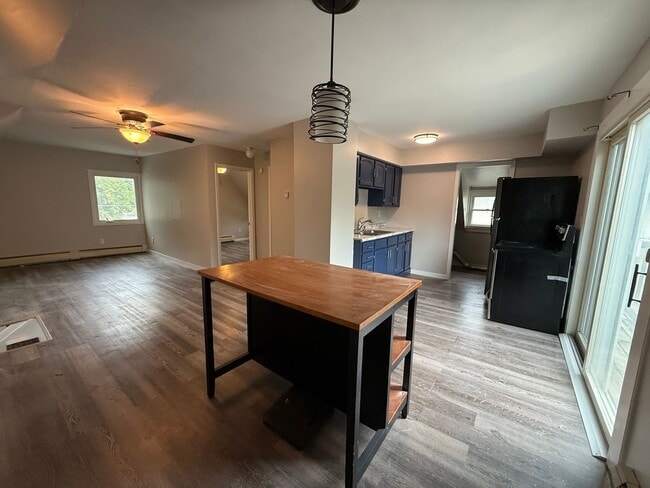 Foto del edificio - 916 1st St SE