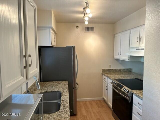 Building Photo - 8020 E Thomas Rd