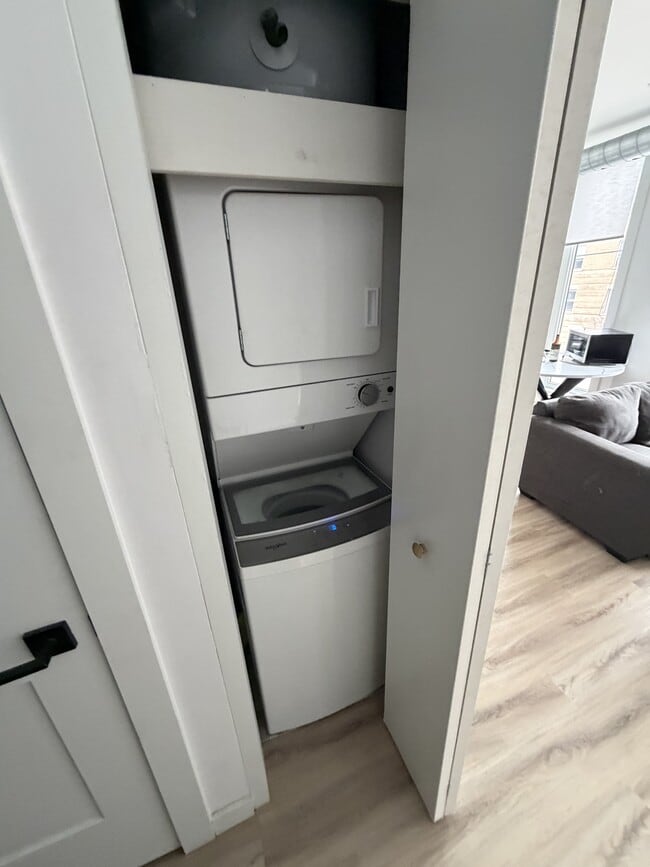 Photo du bâtiment - 316 Somerset St. E