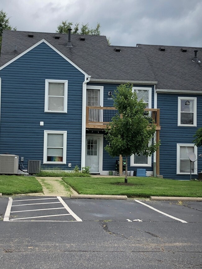 Building Photo - 816-818 Rubel Ave