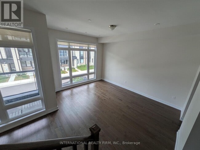 Building Photo - 41 Ingersoll Ln