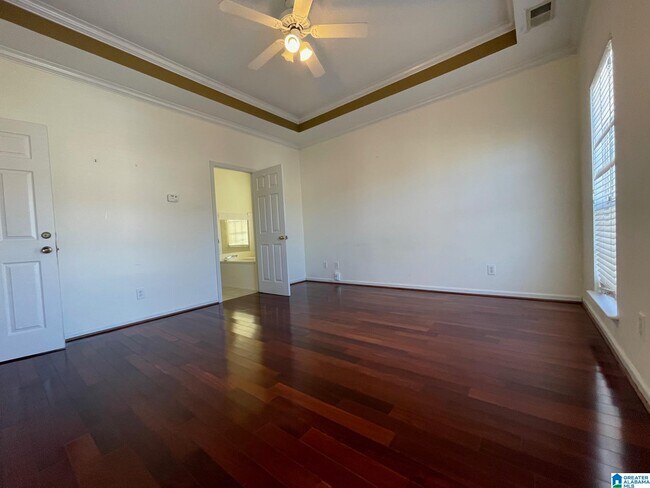 Building Photo - 1036 Vestavia Manor Dr