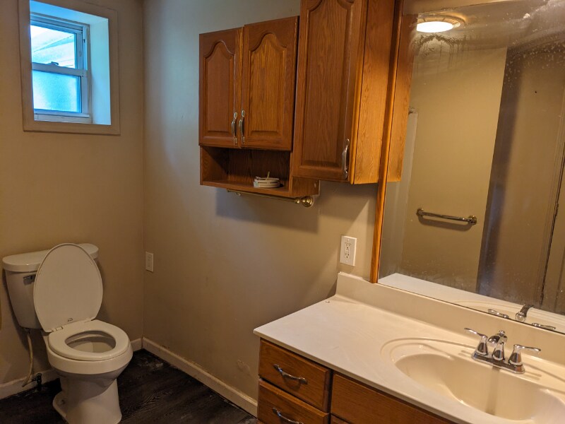 Foto principal - 9703 Wilkie St