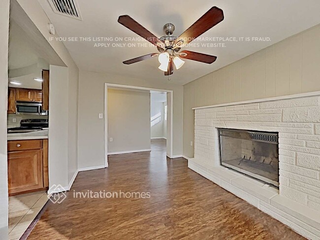 Building Photo - 3054 Brompton Dr