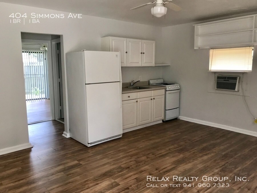 Building Photo - Affordable 1Bed/1Bath Duplex!!