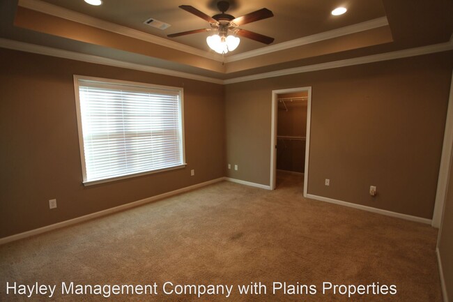 Building Photo - 3 br, 2 bath House - 821 Addison Court