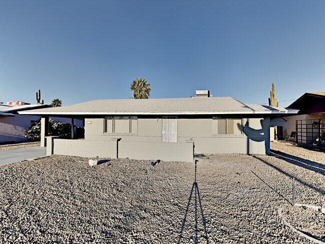 Building Photo - 12614 N 107th Ave
