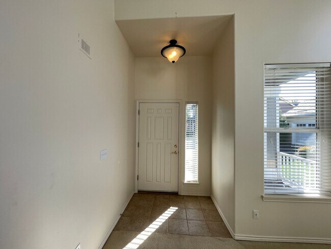 Foto del edificio - $500 off first full month! Single Family H...