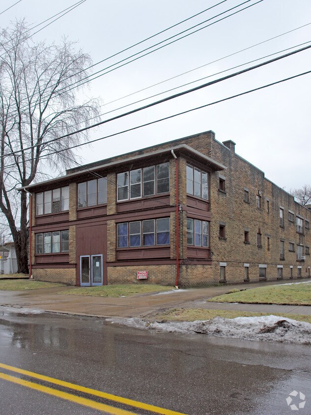 Building Photo - 30 N Rose Blvd