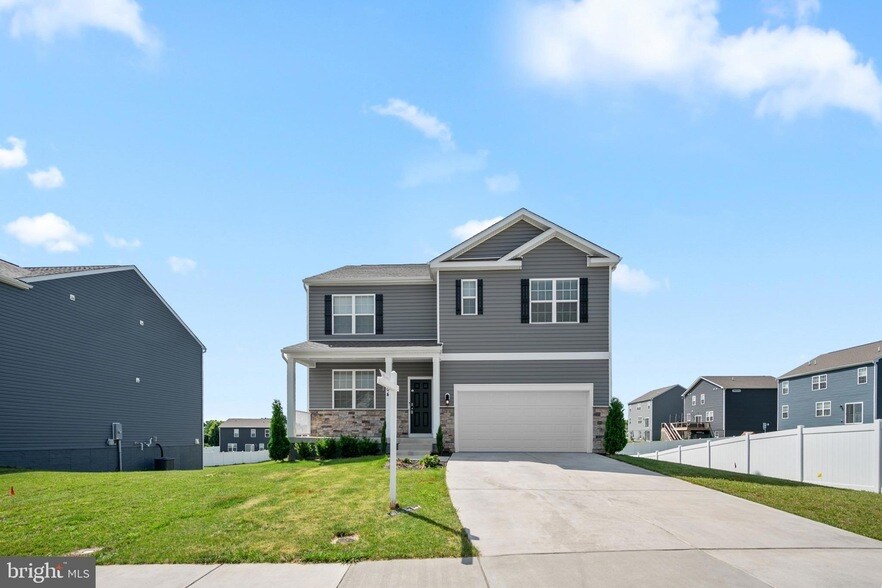 Primary Photo - 504 Harper Dr