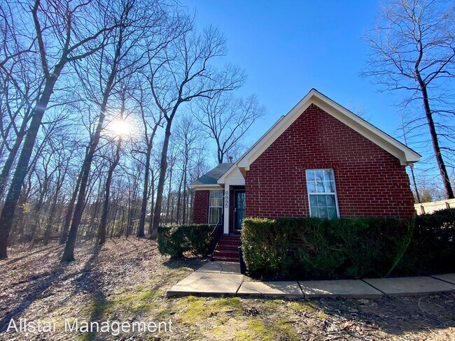 Foto del edificio - 2 br, 2 bath House - 6895 Hamilton Circle S