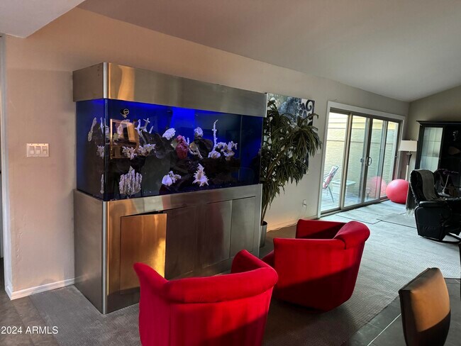 Foto del edificio - 7908 E Solano Dr