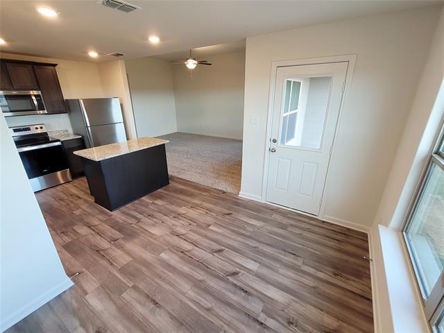 Building Photo - 223 Drifter Dr