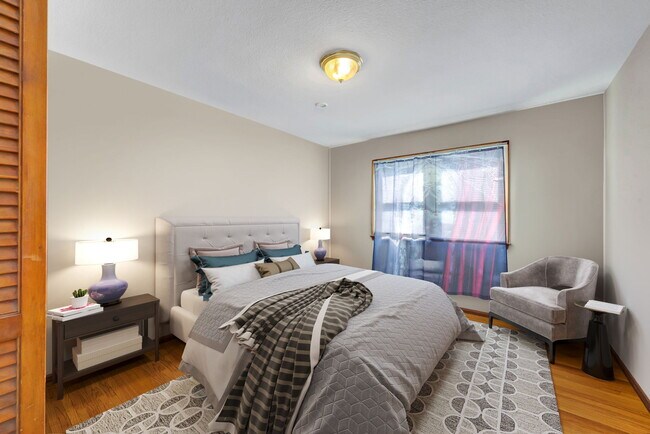 Foto del edificio - 301 5th St SE