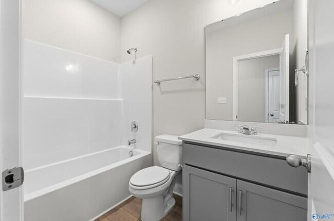 Building Photo - Jaguar Hills Rental