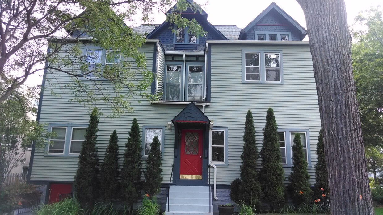 Foto principal - 400 6th St SE