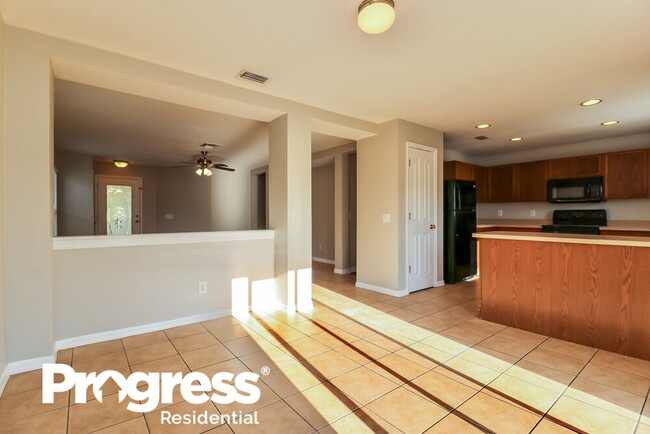Building Photo - 5205 Prairie View Way