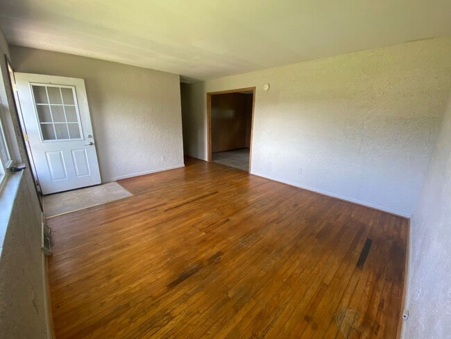 Building Photo - 5440 W Orchard Dr