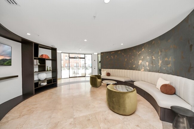 Building Photo - 6363 San Felipe St