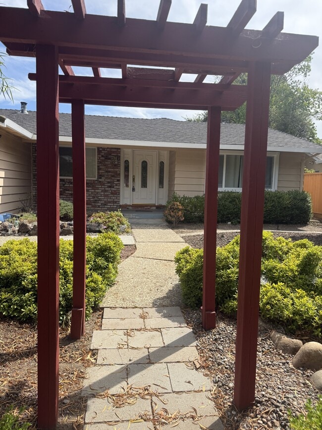 Building Photo - 964 Dawnview Ct