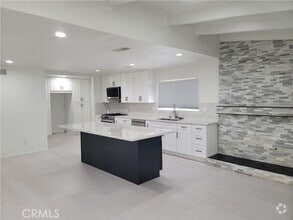 Building Photo - 14935 Nora Pl