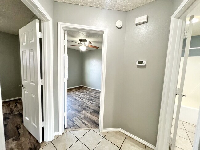 Foto del edificio - Adorable 3/2/2 in Frenship Memorial!