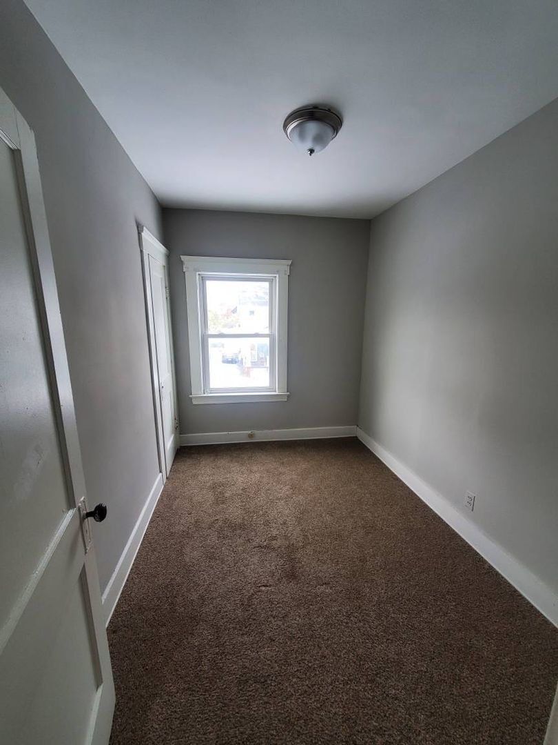 14205 Savannah Ave East Cleveland, OH 44112 – photo 3
