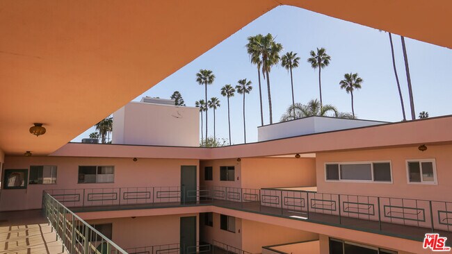 Building Photo - 1830 Taft Ave