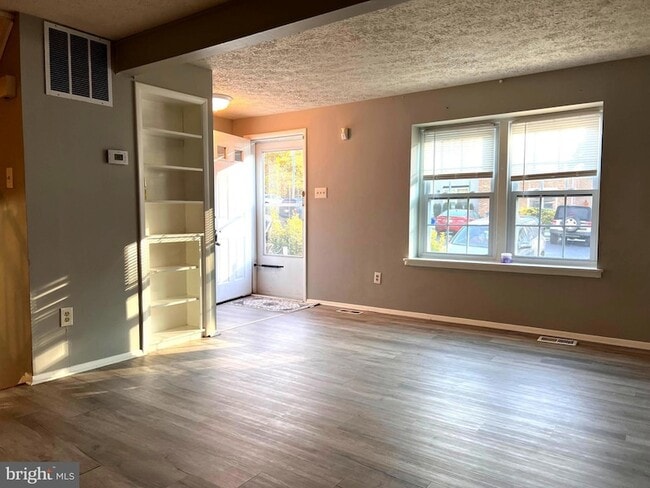 Photo - 8104 Willowdale Ct Townhome