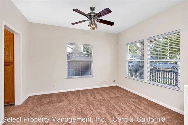 Building Photo - 4 br, 3.5 bath House - 1835 De Anza Way