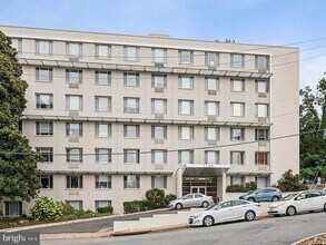 Building Photo - 1730 Arlington Blvd