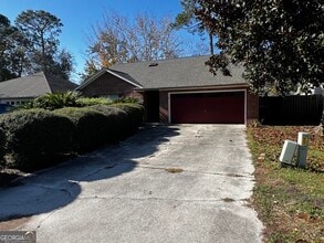 Building Photo - 109 Clinton Ct