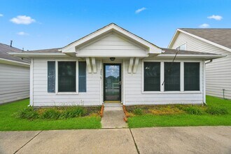 Building Photo - 20967 Young Meadows Way