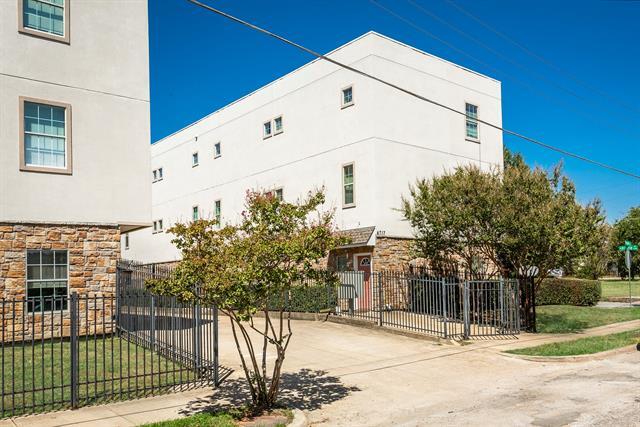 Foto principal - 4717 Virginia Ave