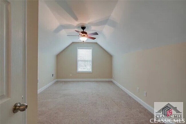 Building Photo - 1190 Brookshire Dr