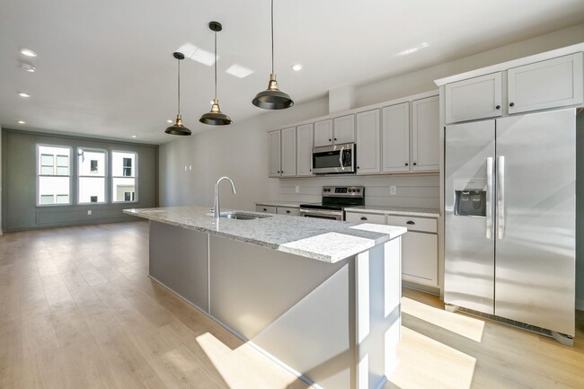 Building Photo - Sleek 2-Bedroom/2.5 Bath Townhome with Gar...