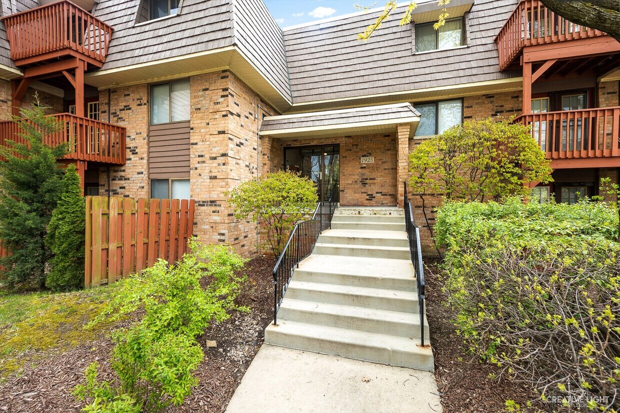 1925 Tall Oaks Dr Unit 1707, Aurora, IL 60505 Condo for Rent in