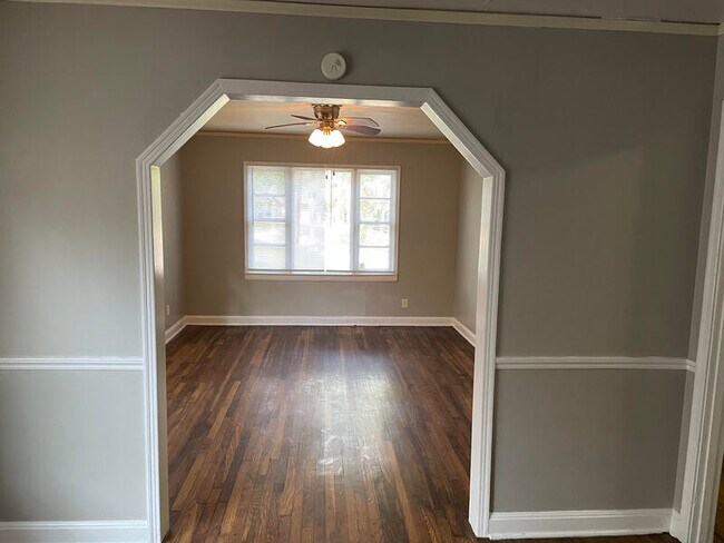 Foto del edificio - 3075 Egypt Central Rd